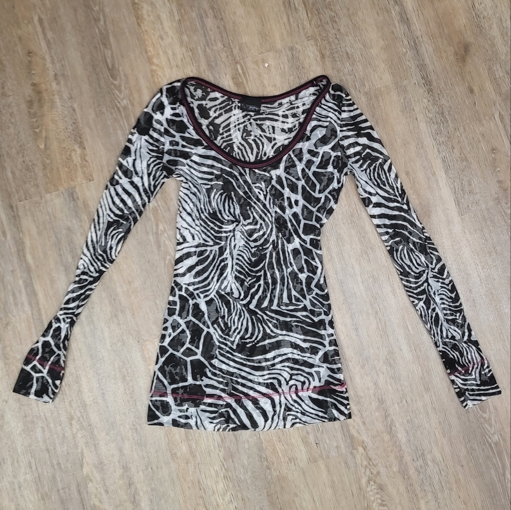Daytrip Scene Small/XSmall White Zebra Print Pink Stitched Long Sleeve Shirt